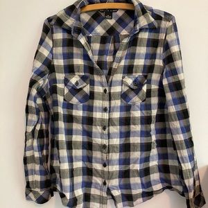 Blue plaid button up